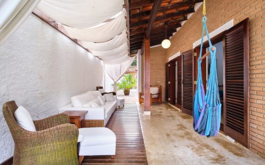 Casa alto padrão pé na areia no – Prumirim Ubatuba