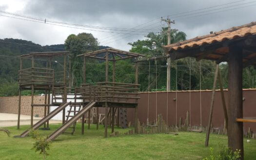 Lote em Condomínio Fechado no Jardim Carolina – Ubatuba