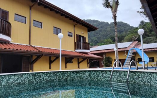 Casa Alto padrão – Praia da Enseada – Ubatuba